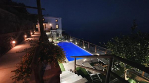Villa Sunrise. Pool and seaview in Amalfi Coast Conca Dei Marini
